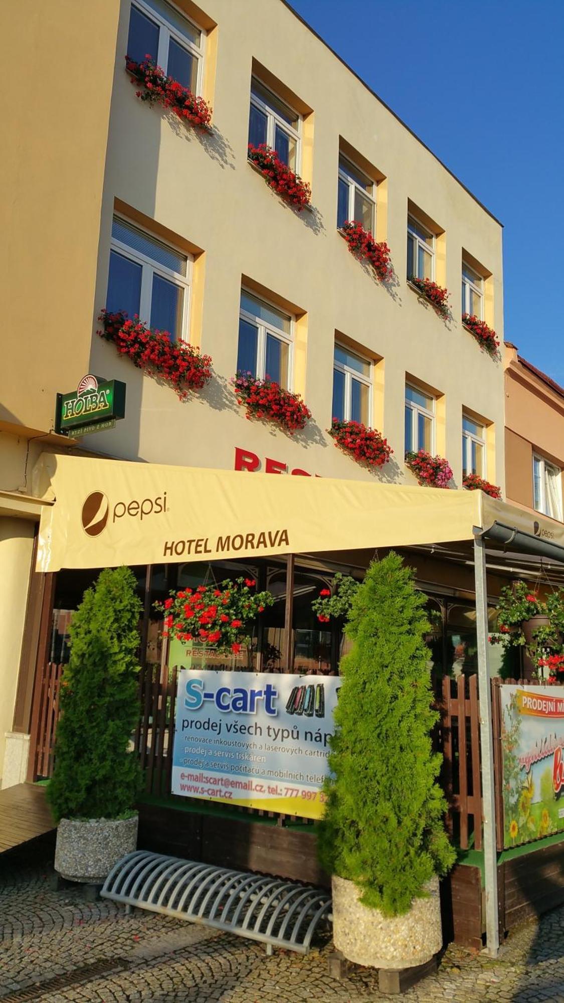 Hotel Morava Jevíčko Bagian luar foto