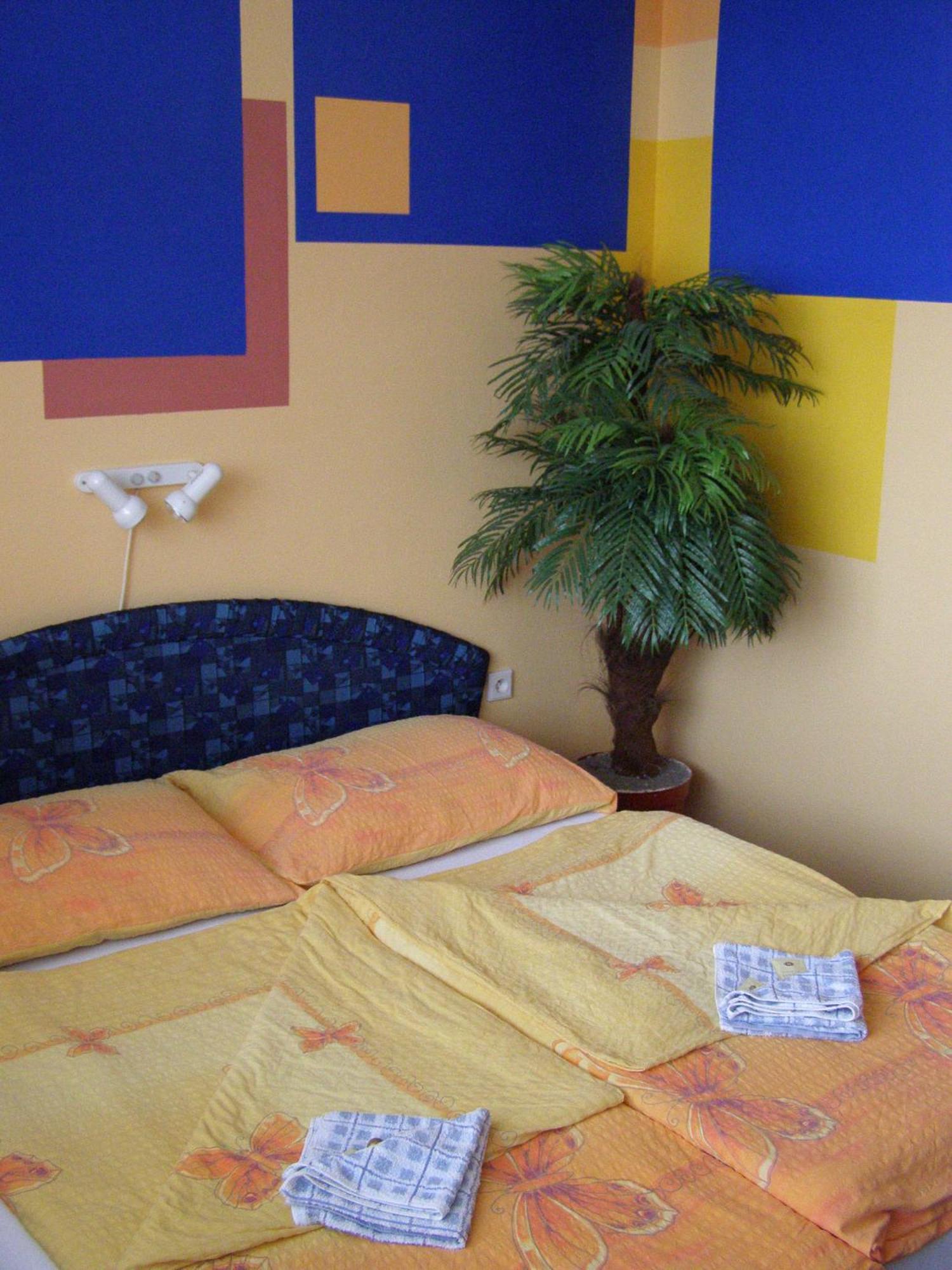 Hotel Morava Jevíčko Bagian luar foto