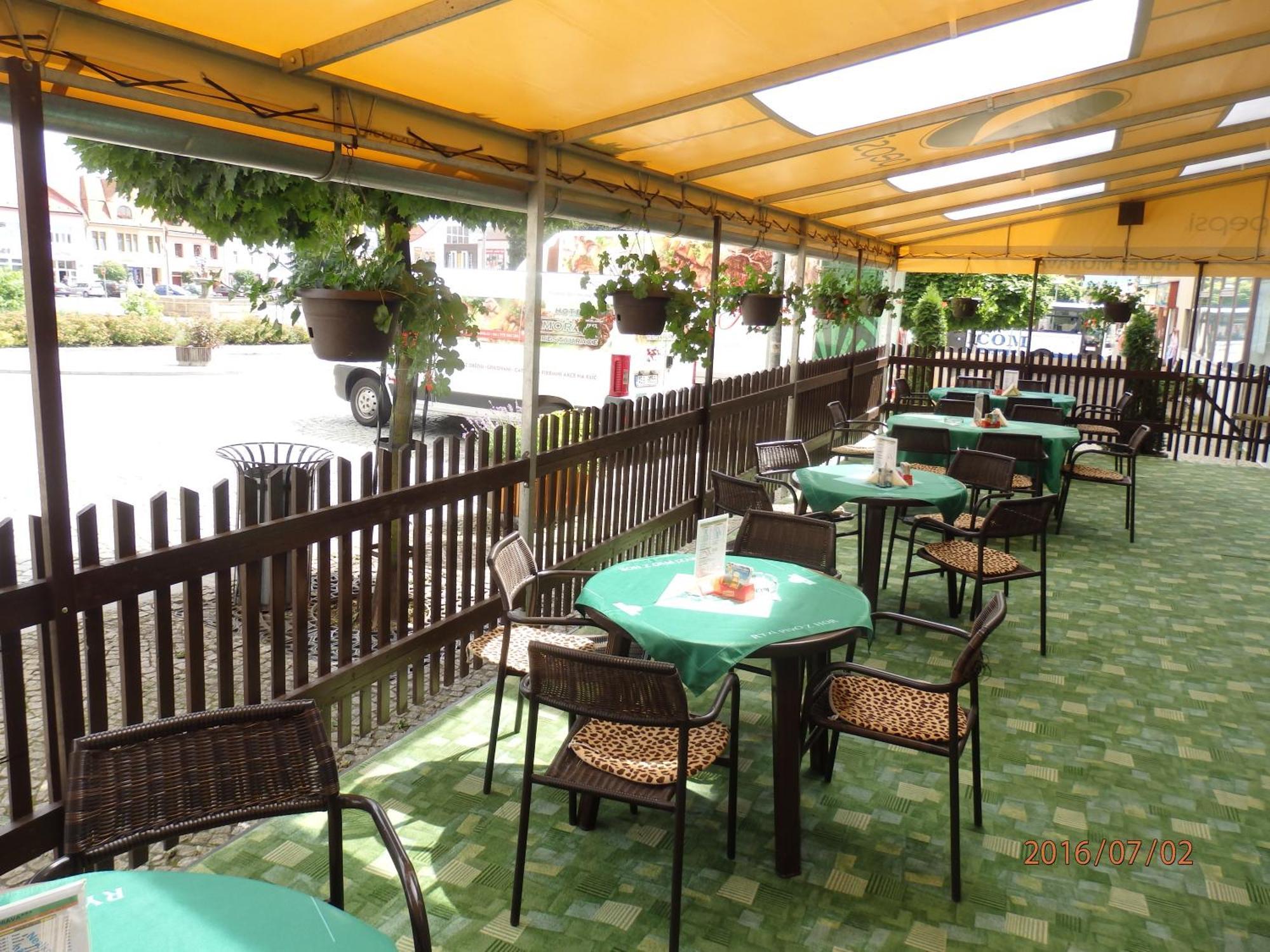 Hotel Morava Jevíčko Bagian luar foto